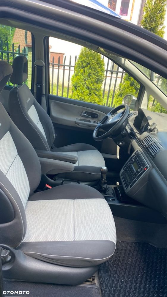 Volkswagen Sharan 1.8 5V Turbo Freestyle - 3