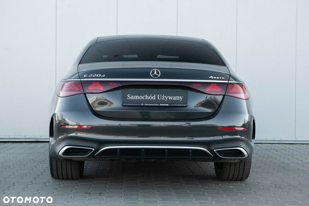 Mercedes-Benz Klasa E - 4