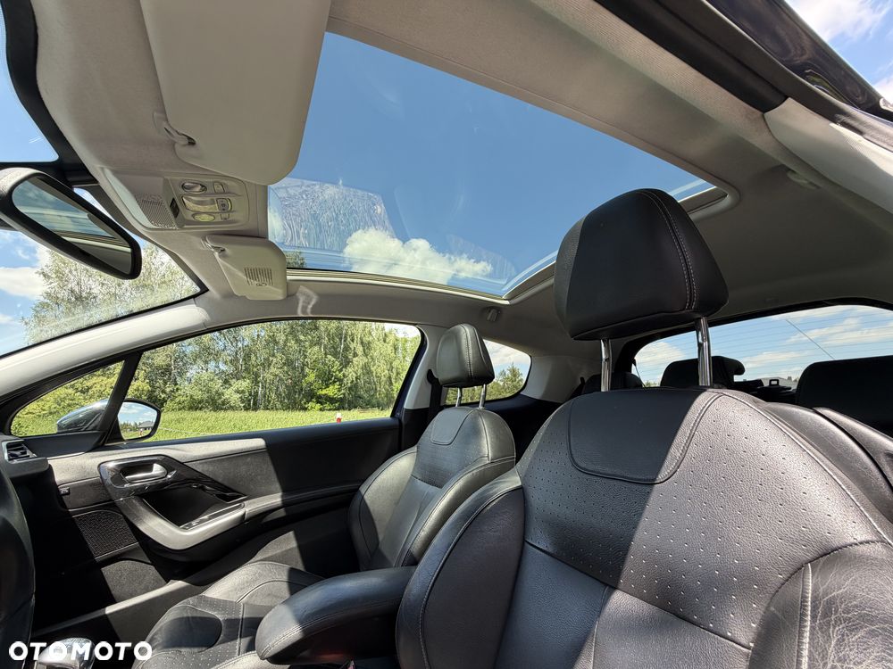 Peugeot 208 1.6 THP Allure - 18
