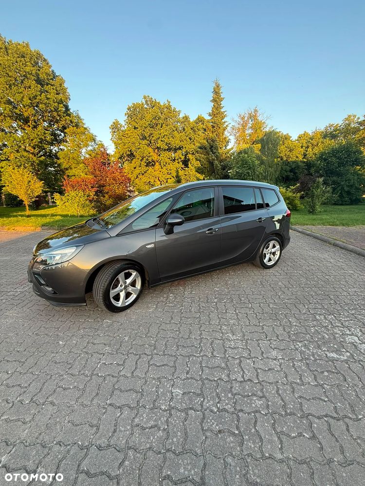 Opel Zafira 2.0 CDTI Cosmo - 25