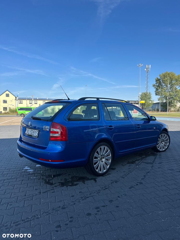 Skoda Octavia 2.0 TDI RS - 6