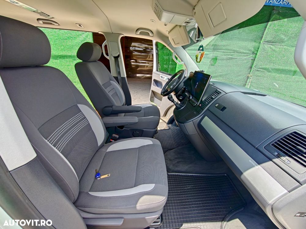 Volkswagen Multivan - 13