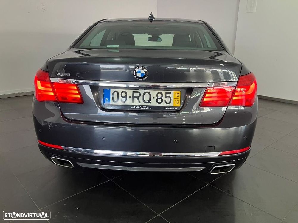 BMW 740 d xDrive - 5