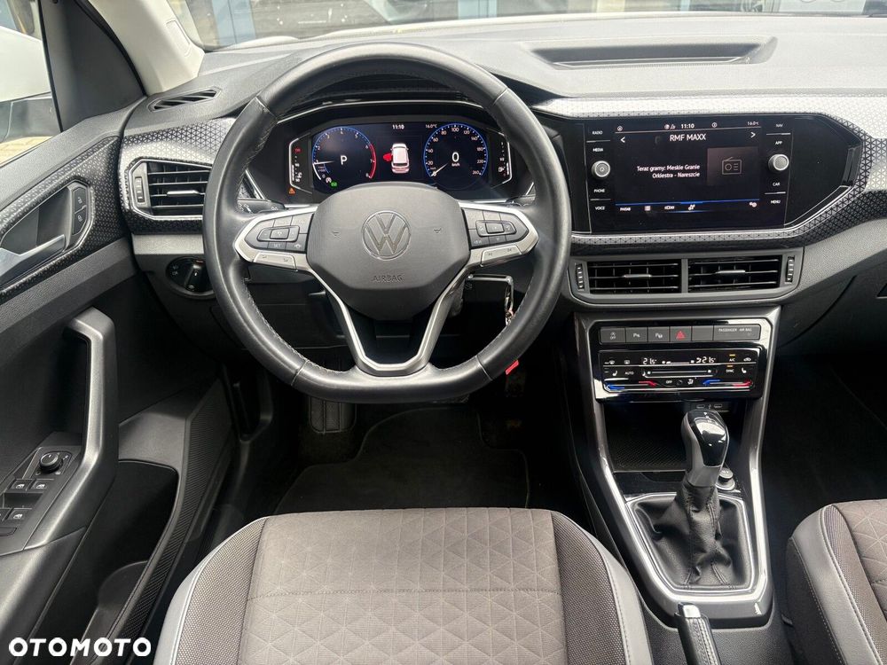 Volkswagen T-Cross - 11
