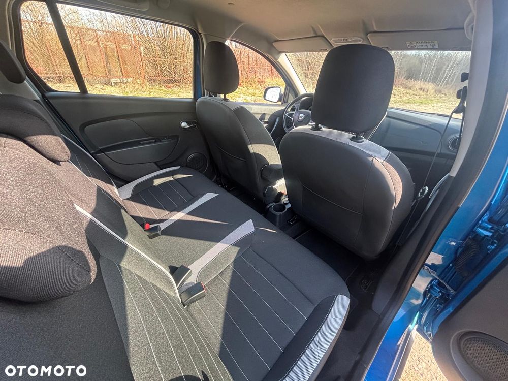 Dacia Logan 1.0 TCe SL Celebration S&S - 40