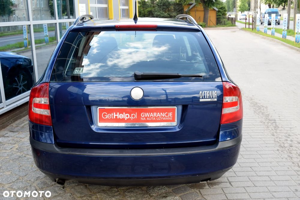 Skoda Octavia 1.6 FSI Ambiente - 13