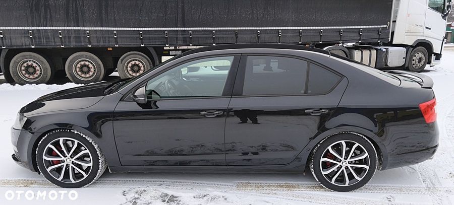 Skoda Octavia 2.0 TDI RS - 13