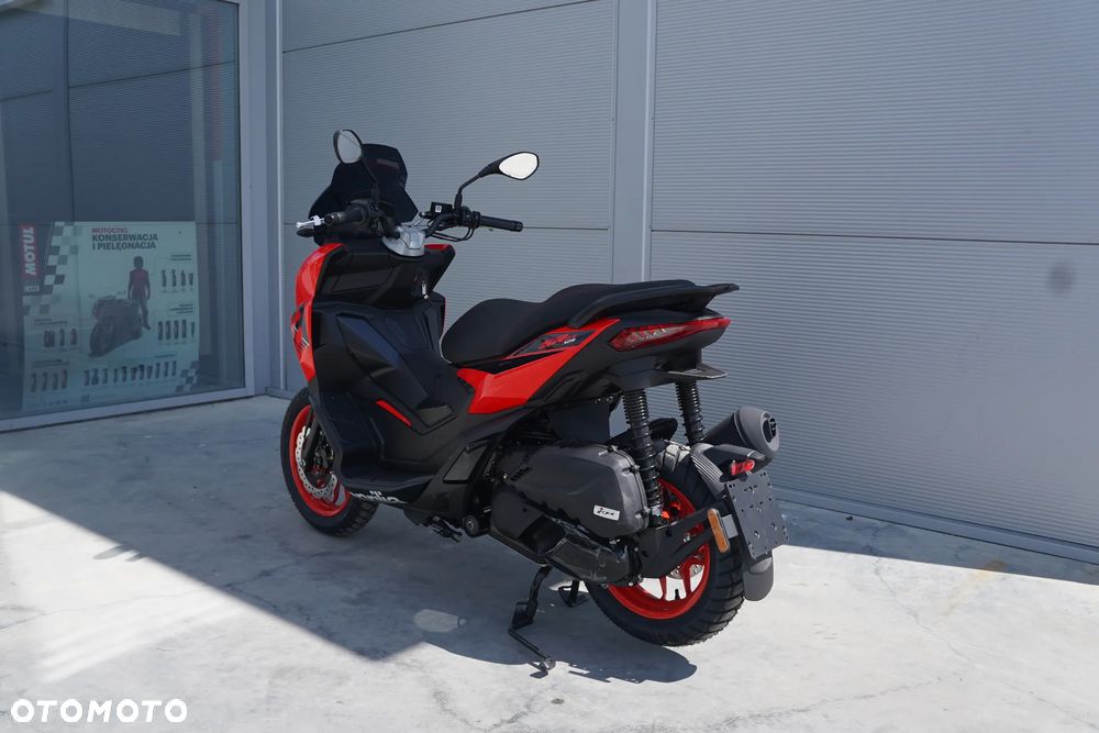 Aprilia SR - 4