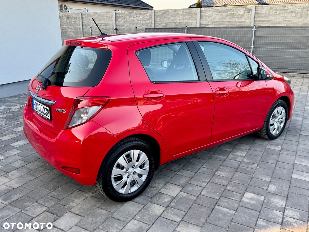 Toyota Yaris - 14