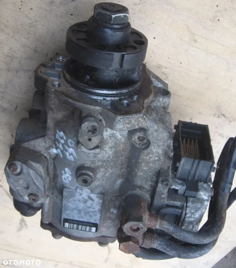 pompa wtryskowa paliwa VECTRA C 2.2 DTI  0470504214 OPEL - 2