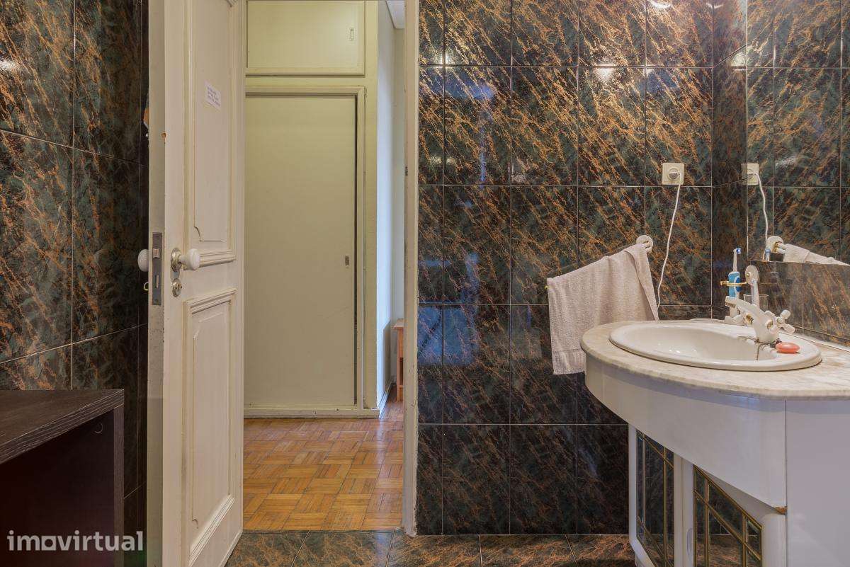 Quarto - localizado em Paranhos Porto - Grande imagem: 3/30