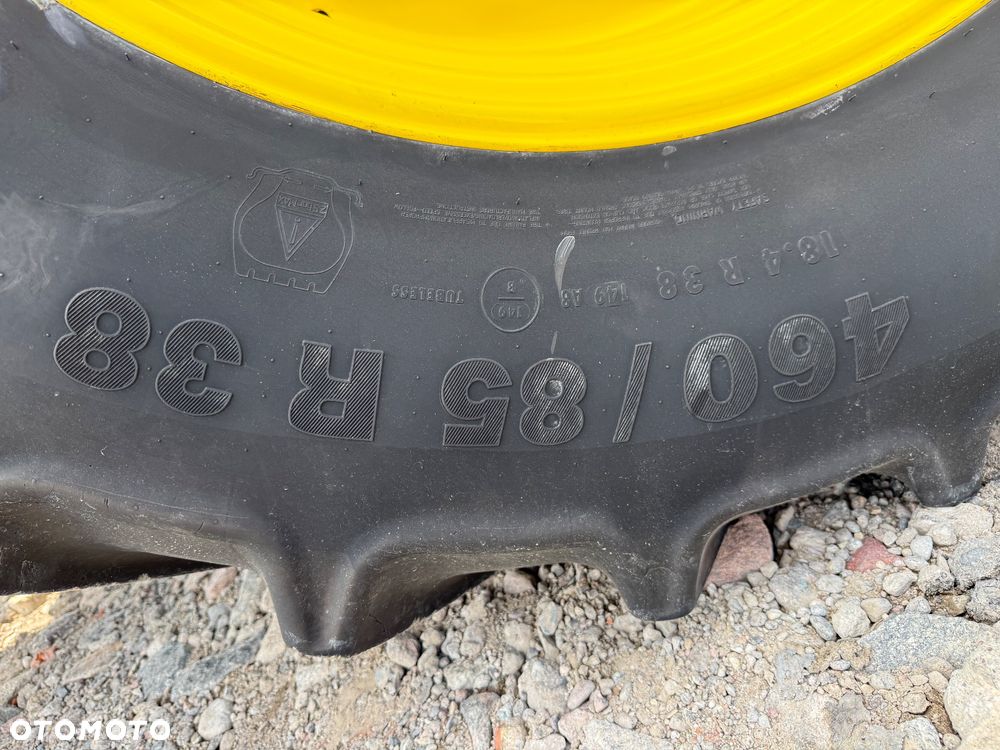 John Deere 6125R - 16