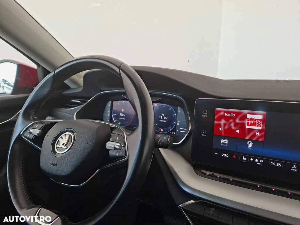 Skoda Octavia Combi 2.0 TDI DSG 4X4 Style - 16