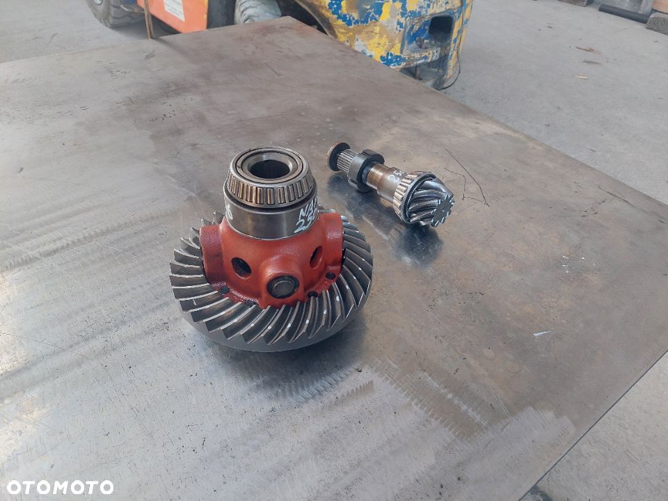 Dyferencjał Mechanizm różnicowy Koło talerzowe Wałek Ataku Przekładnia zębata Obudowa Clark Hurth Dana Spicer MANITOU BF DANA SPICER 212/192-002 MANITOU Ahlmann Komatsu JCB Kramer Zeppelin Schaeff Terex Liebherr [9/35, F-29, S-12][NAP 2509] - 3