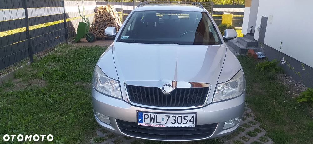 Skoda Octavia 1.6 Ambition - 2