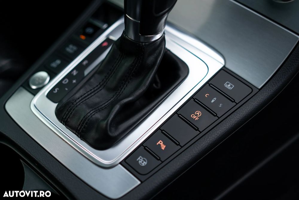 Volkswagen Passat CC 2.0 TDI DPF DSG - 38