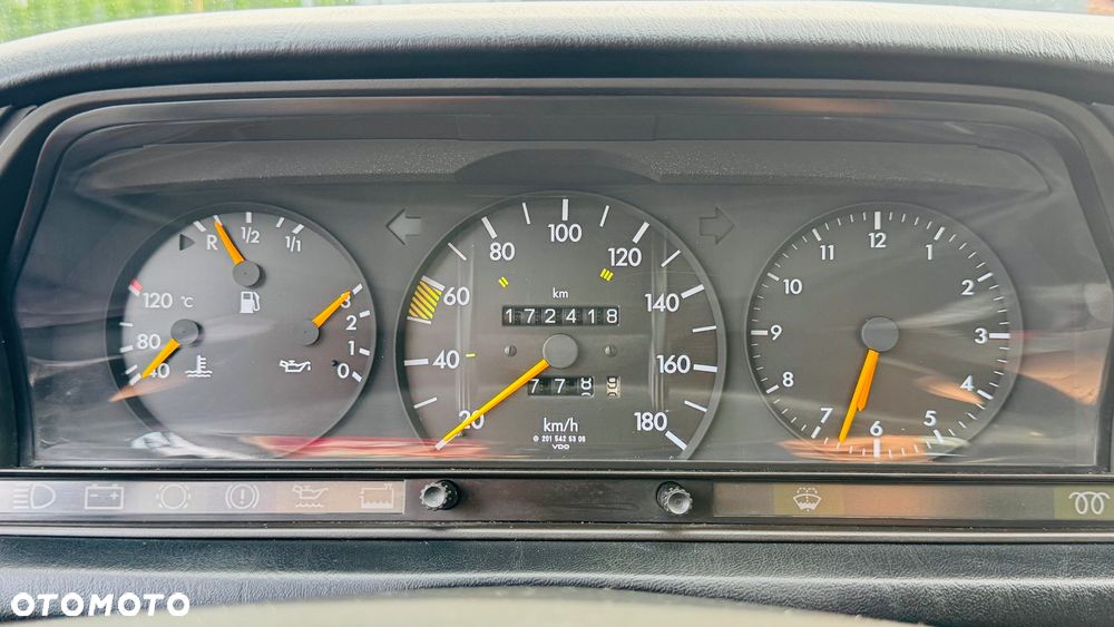 Mercedes-Benz W201 (190) - 15