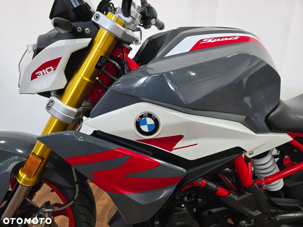 BMW G - 28