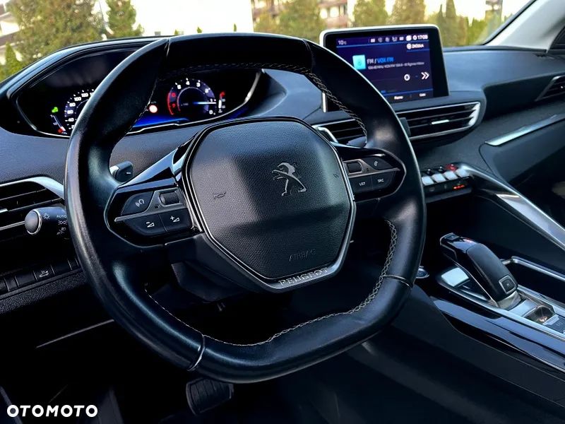 Peugeot 5008 1.6 PureTech Allure S&S EAT8 - 16