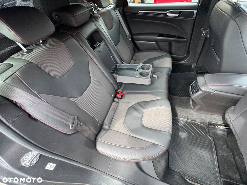 Ford Mondeo 2.0 TDCi ST-Line X - 35