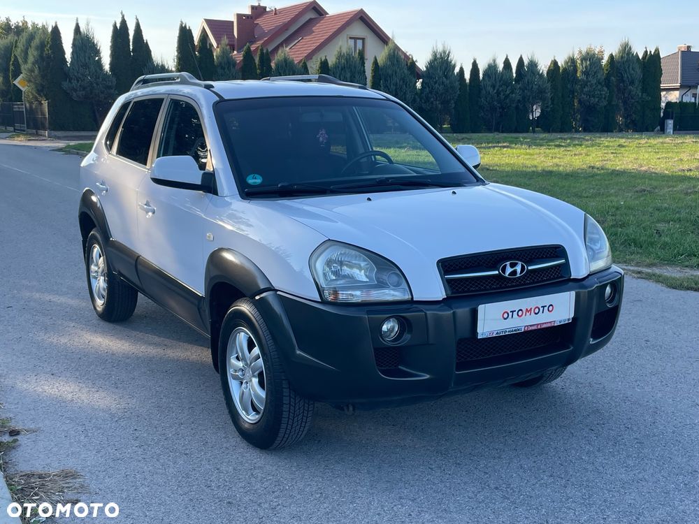 Hyundai Tucson 2.0 2WD GLS Style - 34