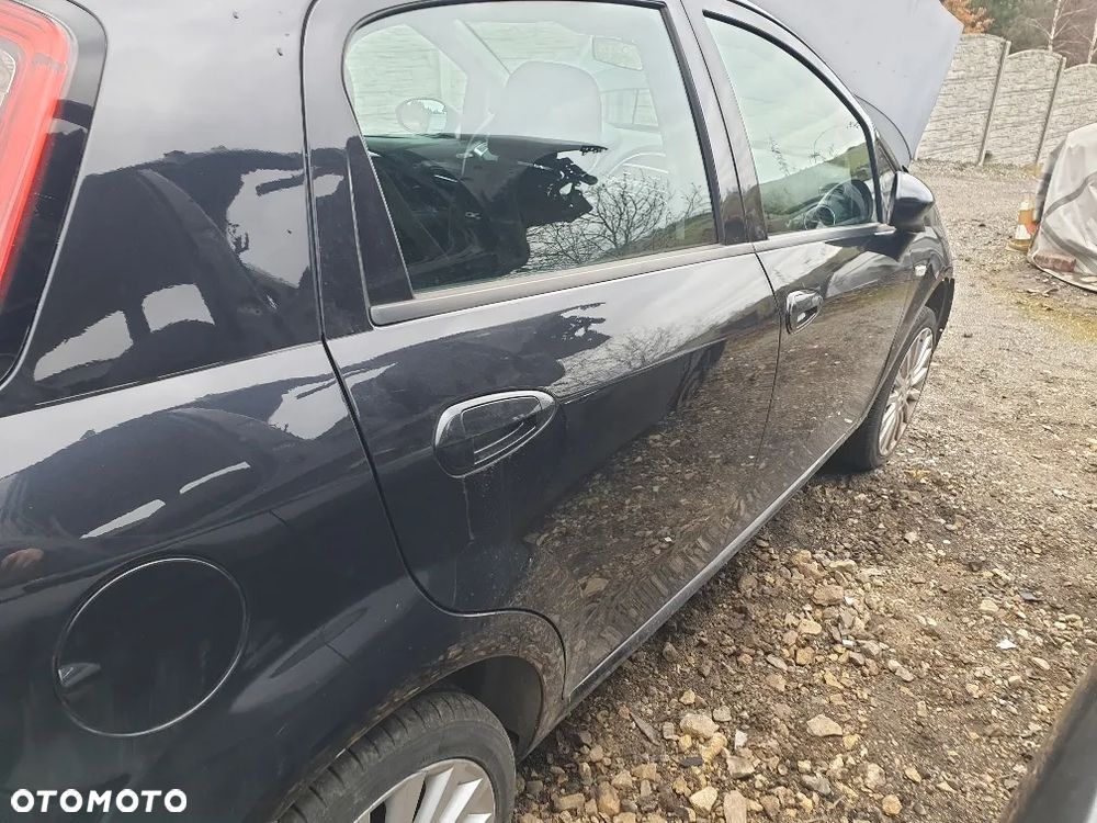 FIAT punto EVO - silnik 1,4 -2012R - CAŁY NA CZĘŚCI - 8