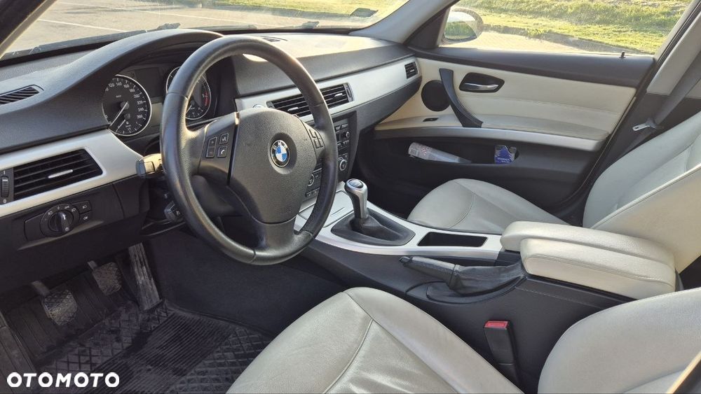 BMW Seria 3 320d - 7