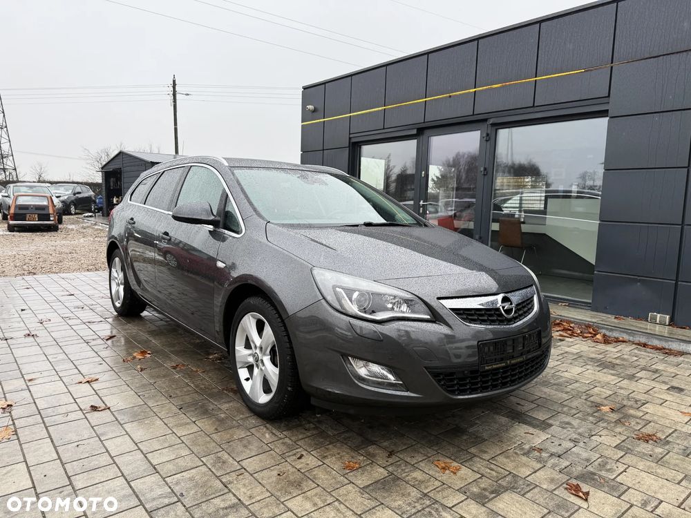 Opel Astra 1.4 T Cosmo - 9