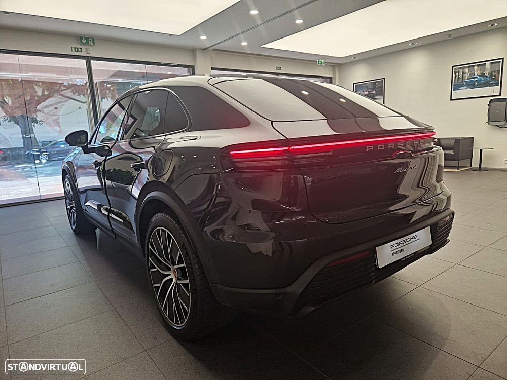 Porsche Macan Electric 4 - 3