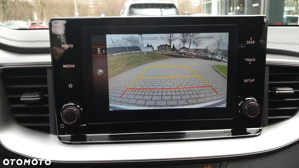 Kia Ceed 1.5 T-GDI M - 22