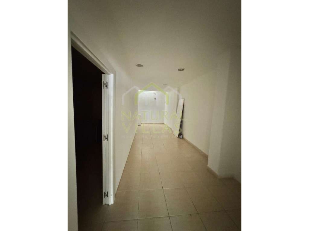 Loja com Cave no centro da Cidade de Faro - Grande imagem: 3/6