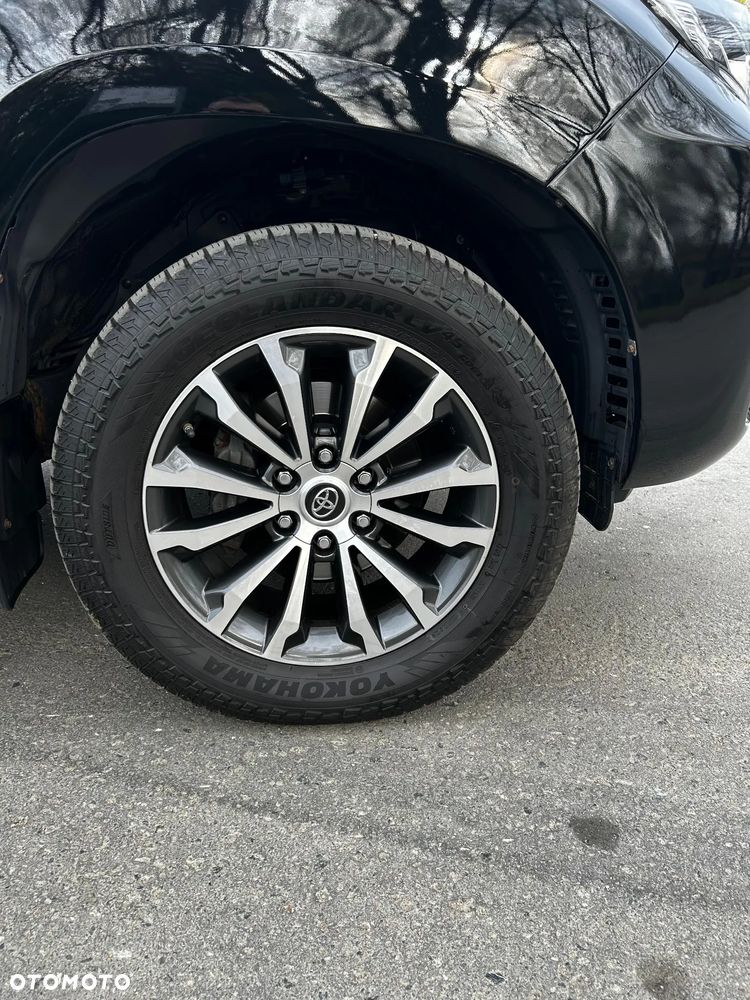 Toyota Land Cruiser LC 2.8 D-4D Executive - 6