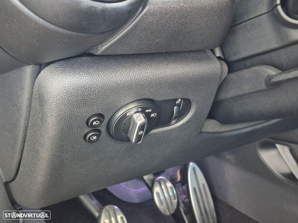 MINI 3 Portas - 15