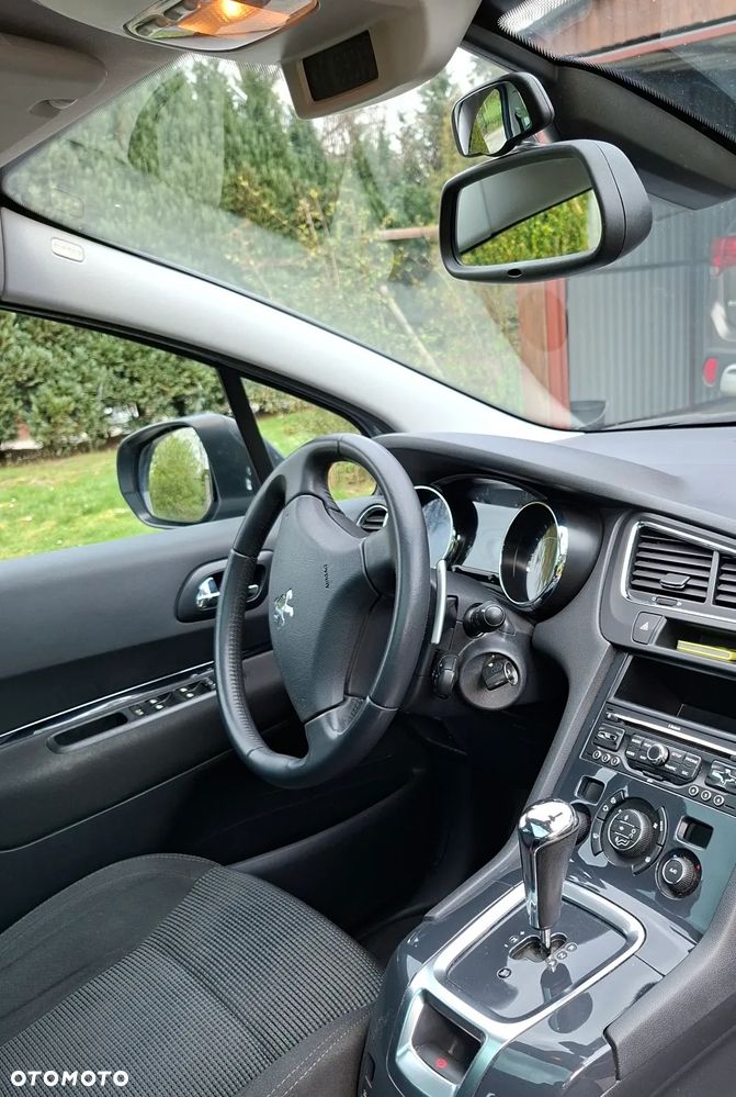 Peugeot 5008 - 13
