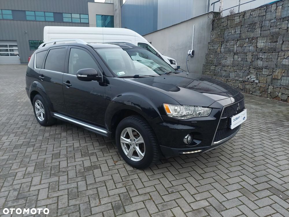 Mitsubishi Outlander 2.0 DID Instyle NAVI - 32