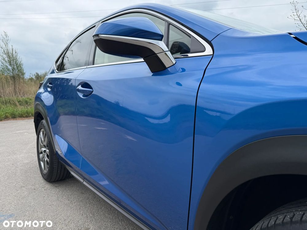 Lexus NX 300h Elegance AWD - 11