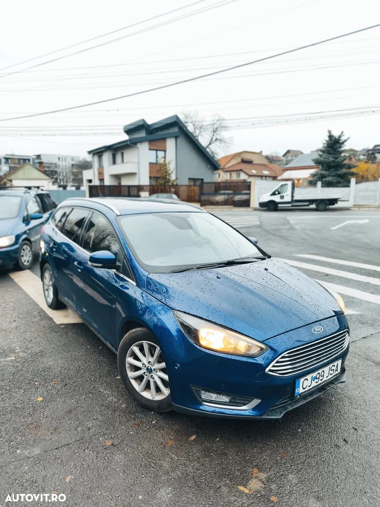 Ford Focus 2.0 TDCI Powershift Titanium - 1