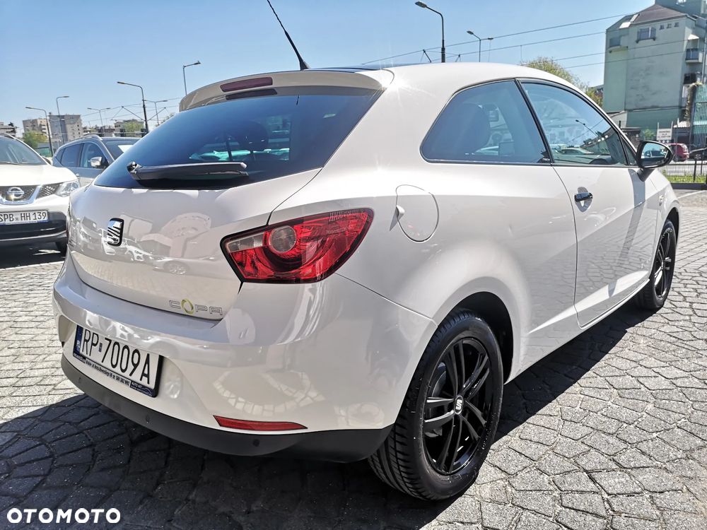 Seat Ibiza SC 1.4 16V Sport - 2