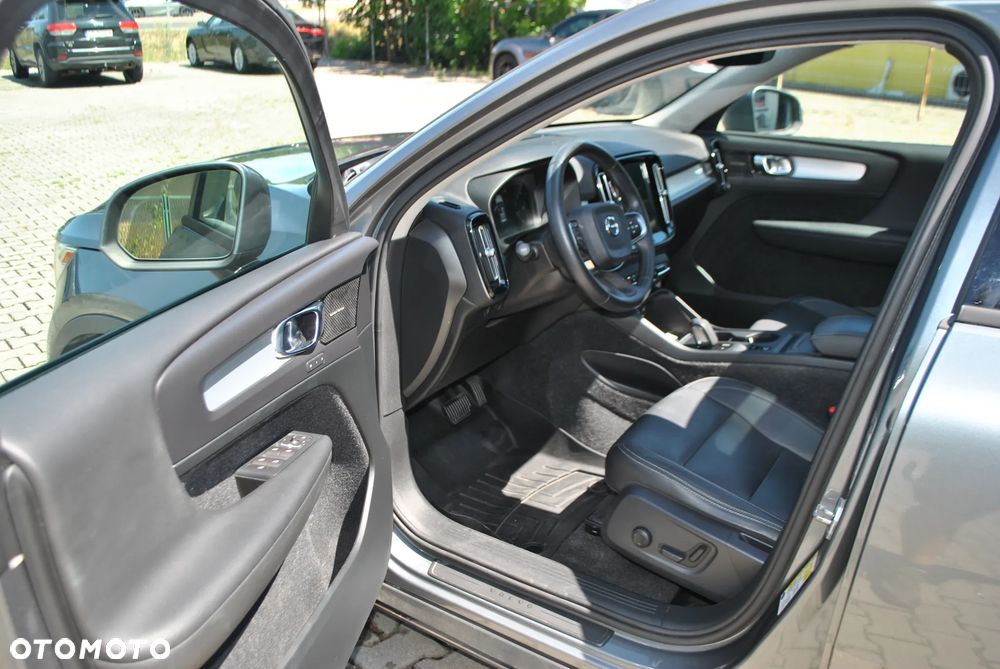 Volvo XC 40 B5 B AWD Geartronic Inscription - 10