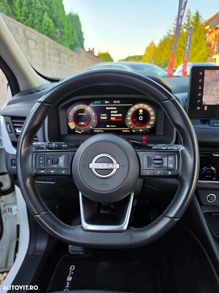 Nissan Qashqai 1.3 DIG-T MHEV N-Connecta - 36