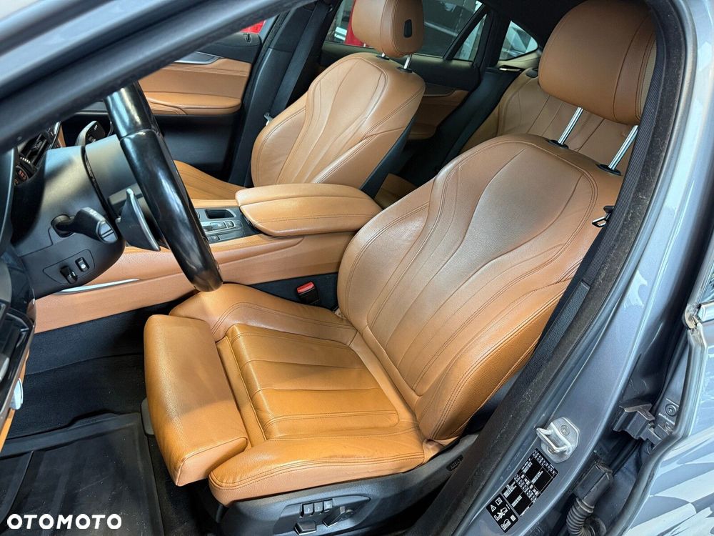 BMW X6 - 22
