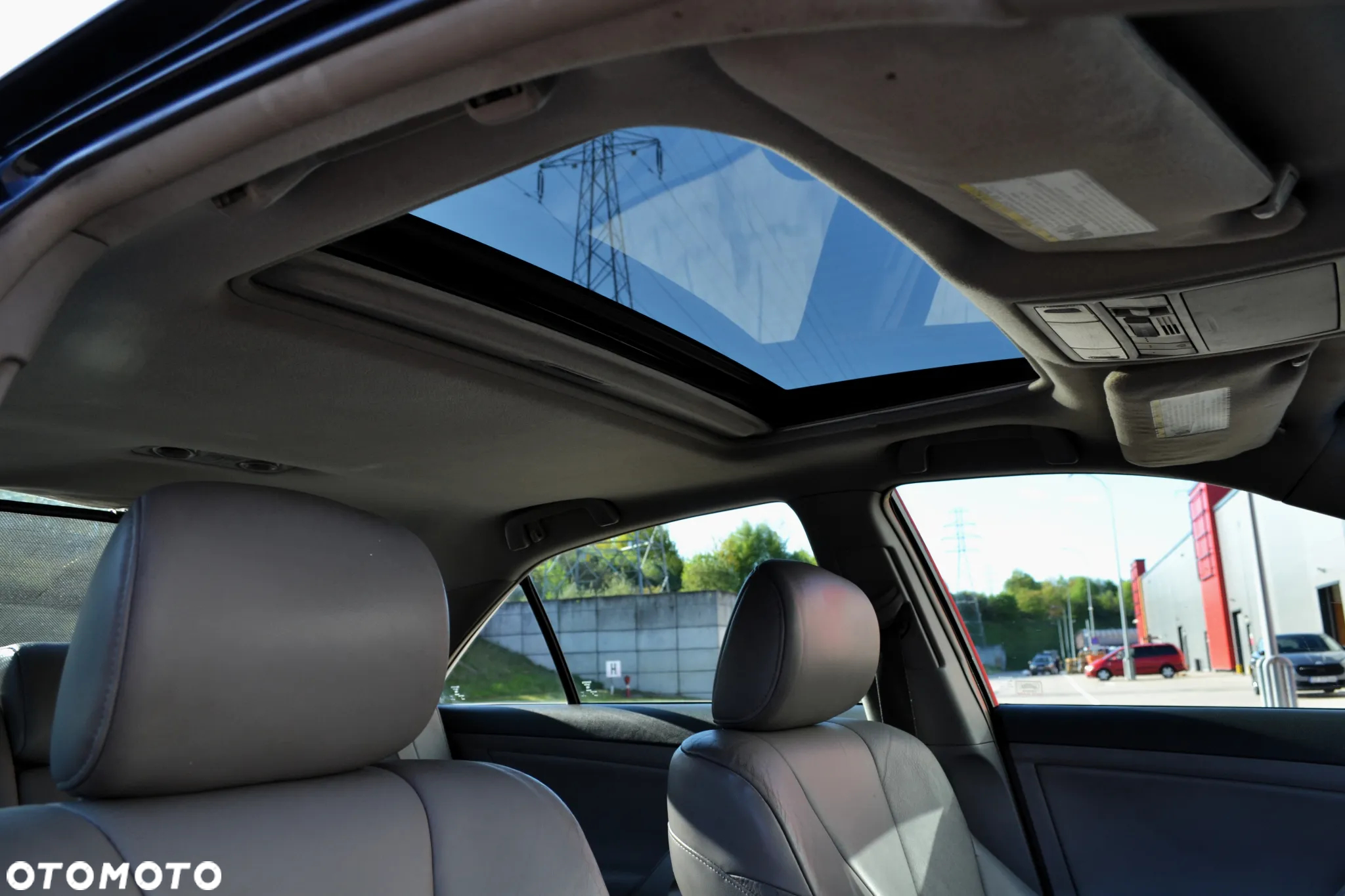 Toyota Camry 3.5 V6 SE - 27