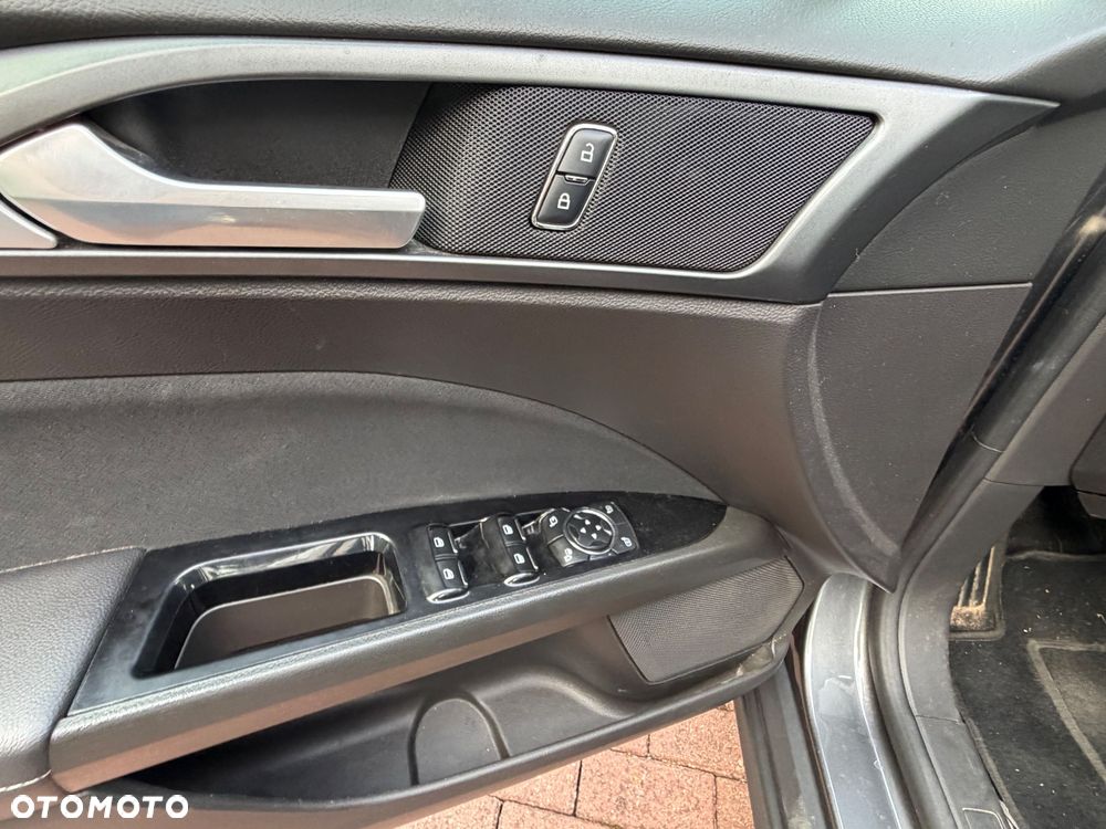 Ford Mondeo 1.5 TDCi ECOnetic Start-Stopp Business Edition - 9
