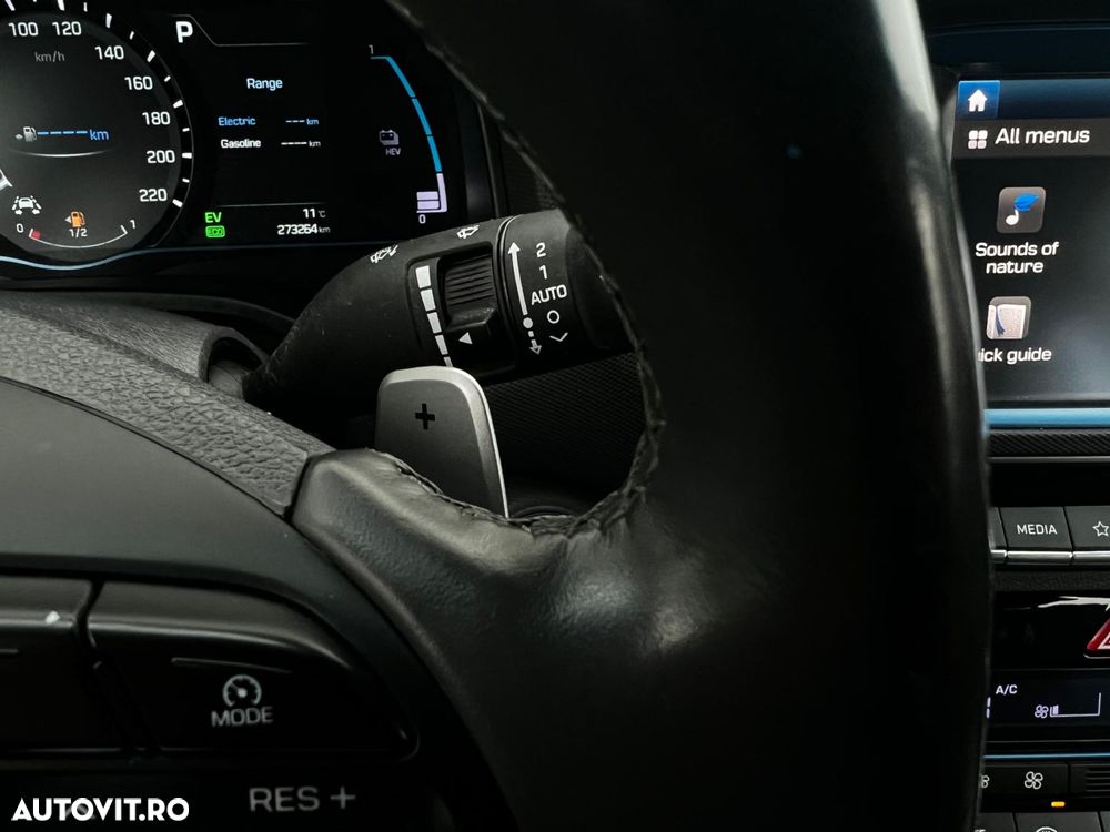 Hyundai IONIQ Plug-In Hybrid 1.6 141CP Exclusive - 16