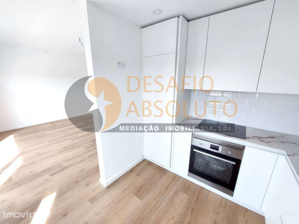 Apartamento NOVO T2+1 c/ Sotão e varandas. Quinta do Conde - Grande imagem: 3/27