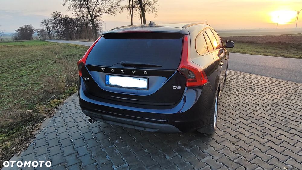 Volvo V60 D2 Drive-E Kinetic - 5