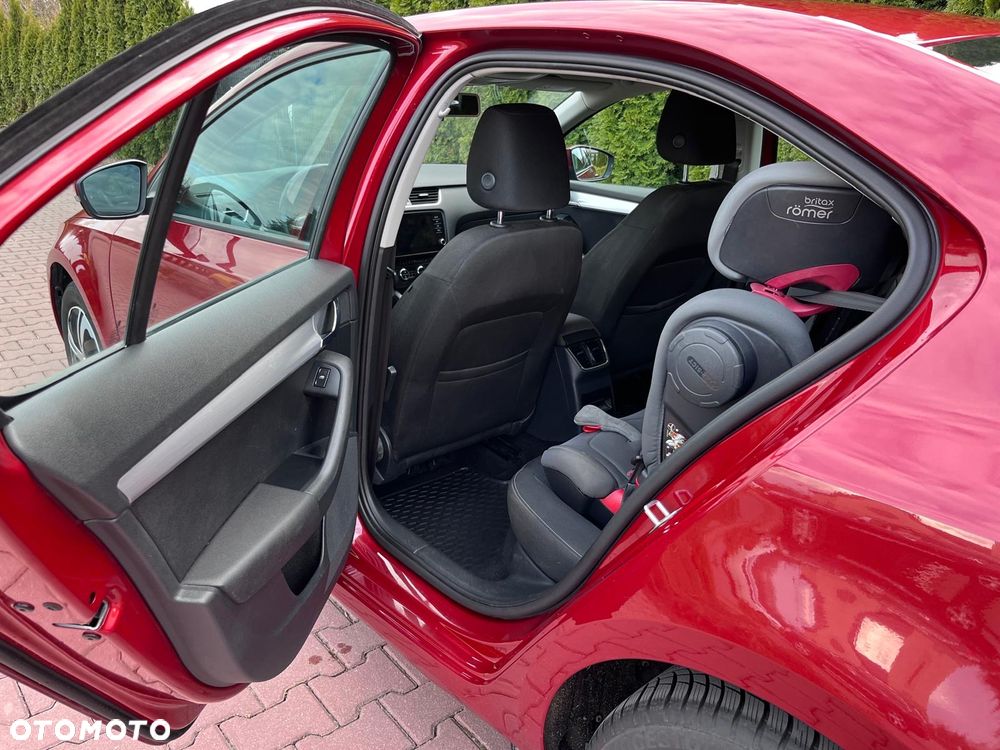 Skoda Octavia 1.4 TSI Ambition - 8