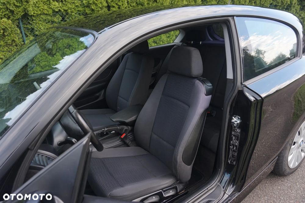 BMW Seria 1 116i - 12