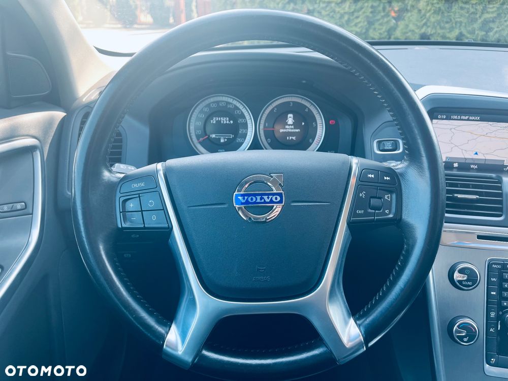 Volvo XC 60 D4 AWD Edition Pro - 20