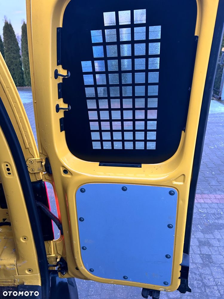 Volkswagen CADDY MAXI - 13